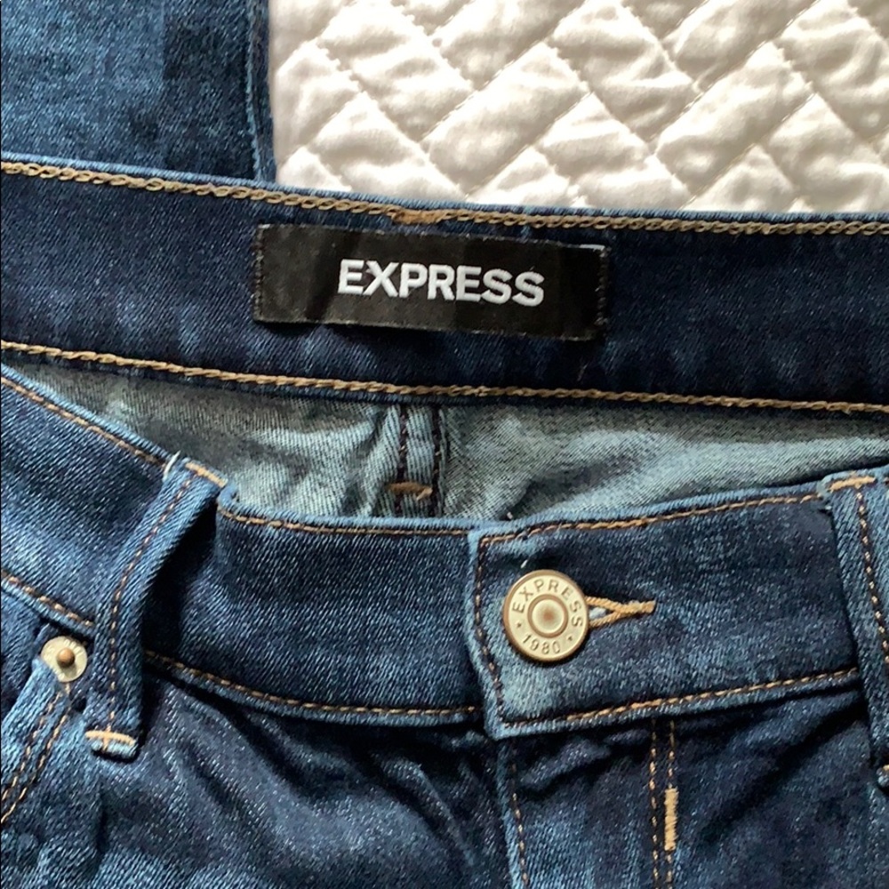 Express Mid Rise Jean Legging - Picture 5 of 8